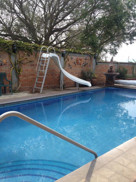 La Puerta Violeta Guesthouse & Spa San Juan Cosala Bagian luar foto